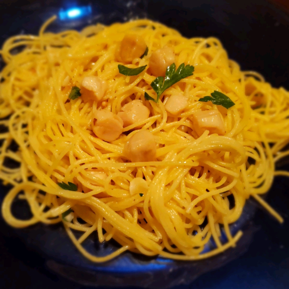 Creamy Bay Scallop Spaghetti 