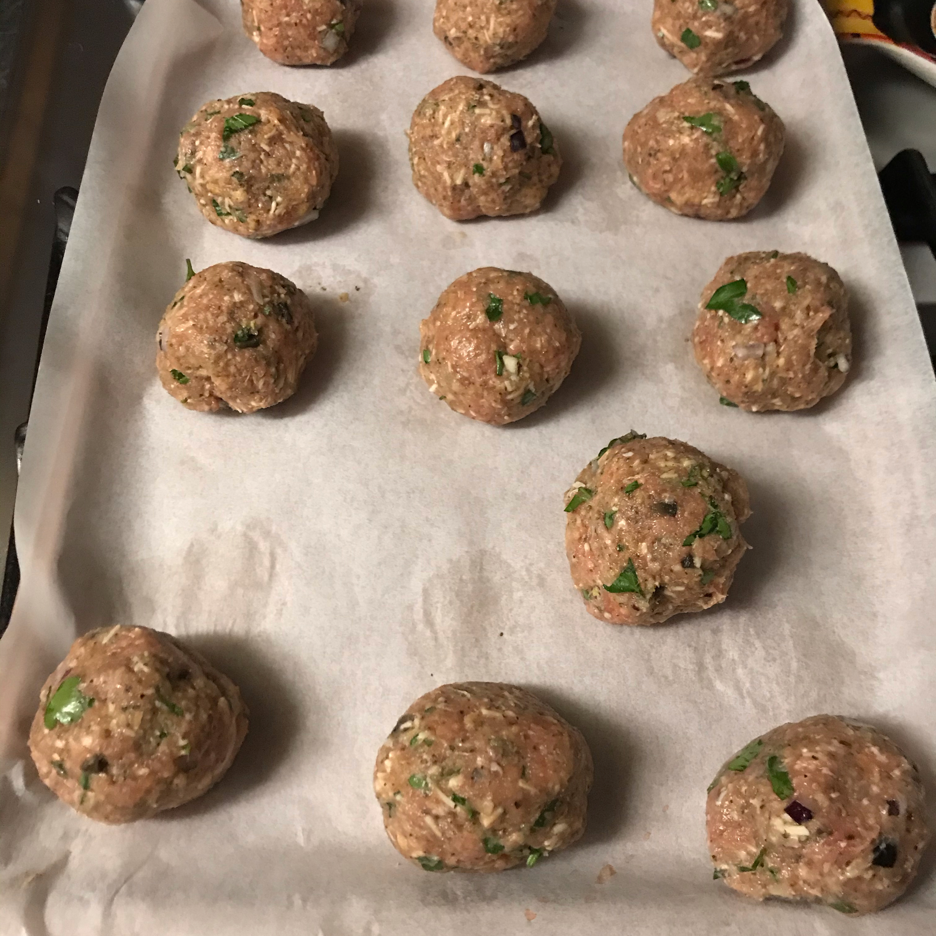 Baked Spinach, Feta, and Turkey Meatballs 