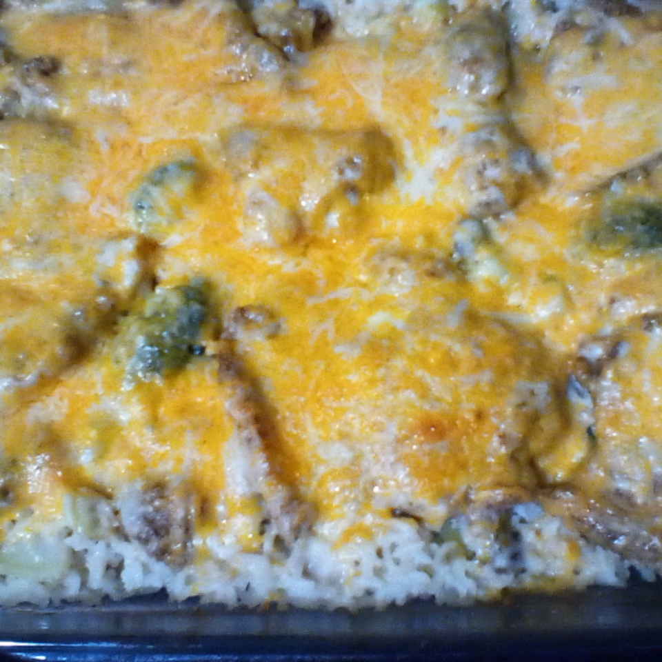 Campbell's&reg; Cheesy Chicken and Rice Casserole 