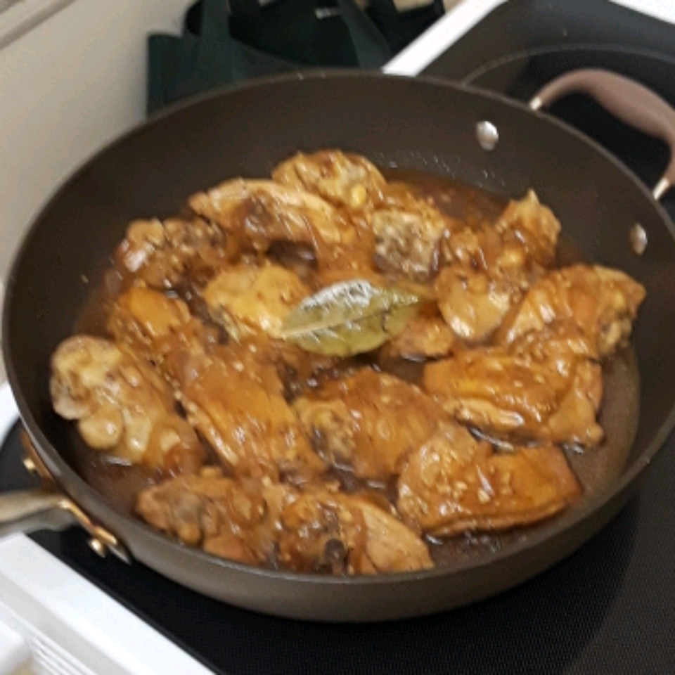 Famous Chicken Adobo 