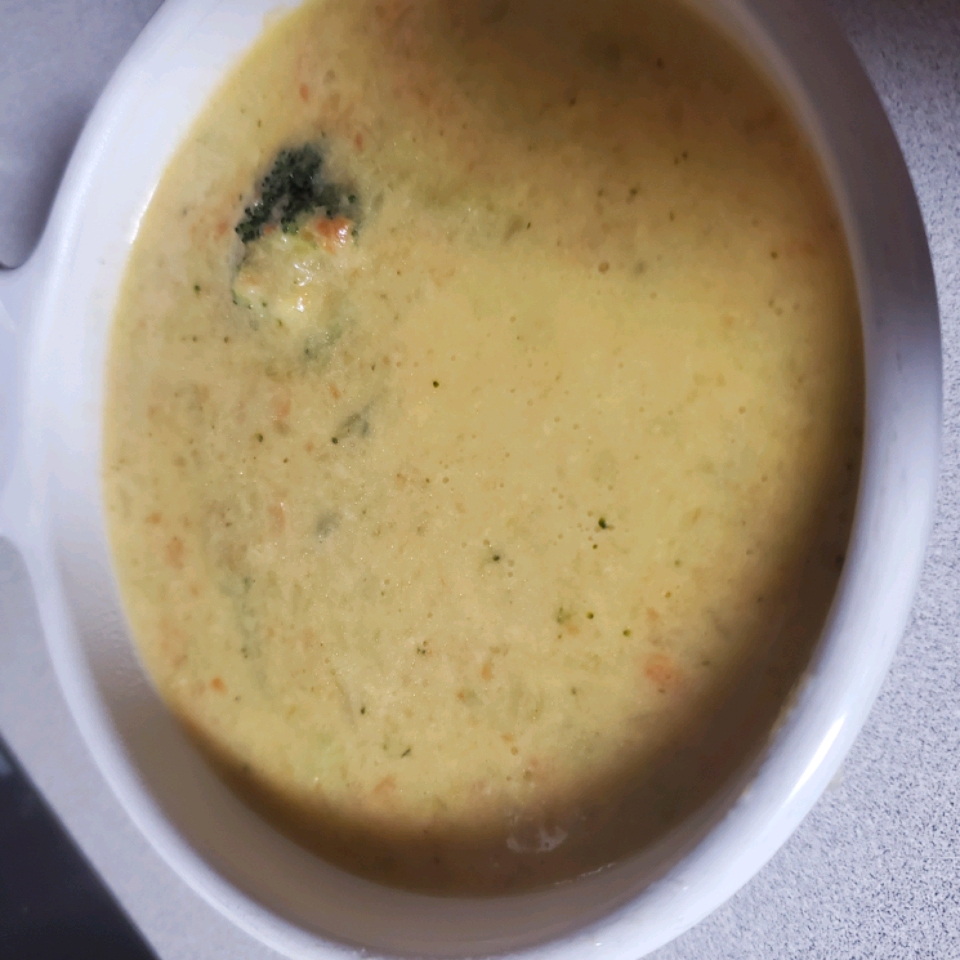 Copycat Panera&reg; Broccoli Cheddar Soup 