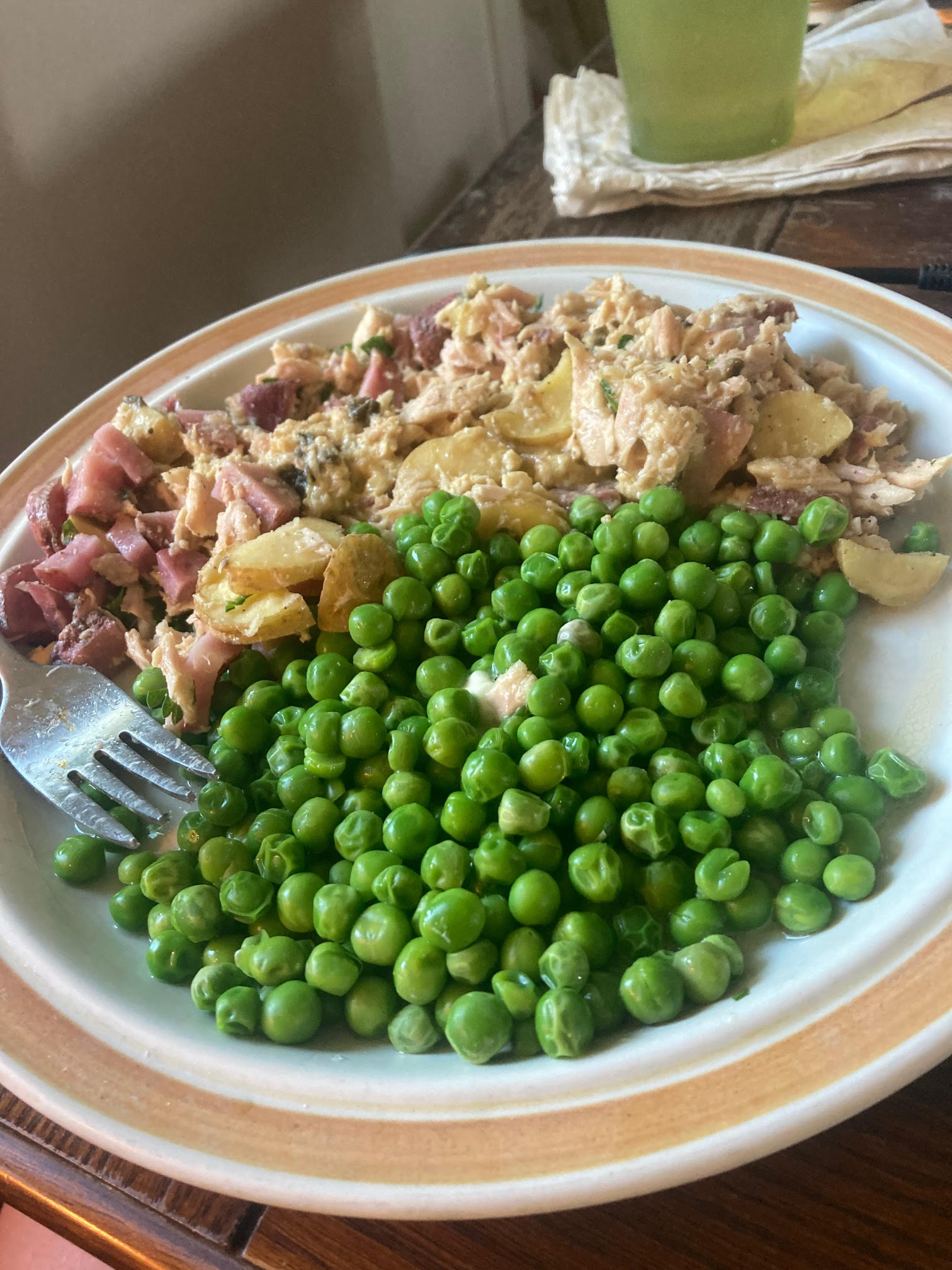Easy Microwave Potatoes and Tuna 