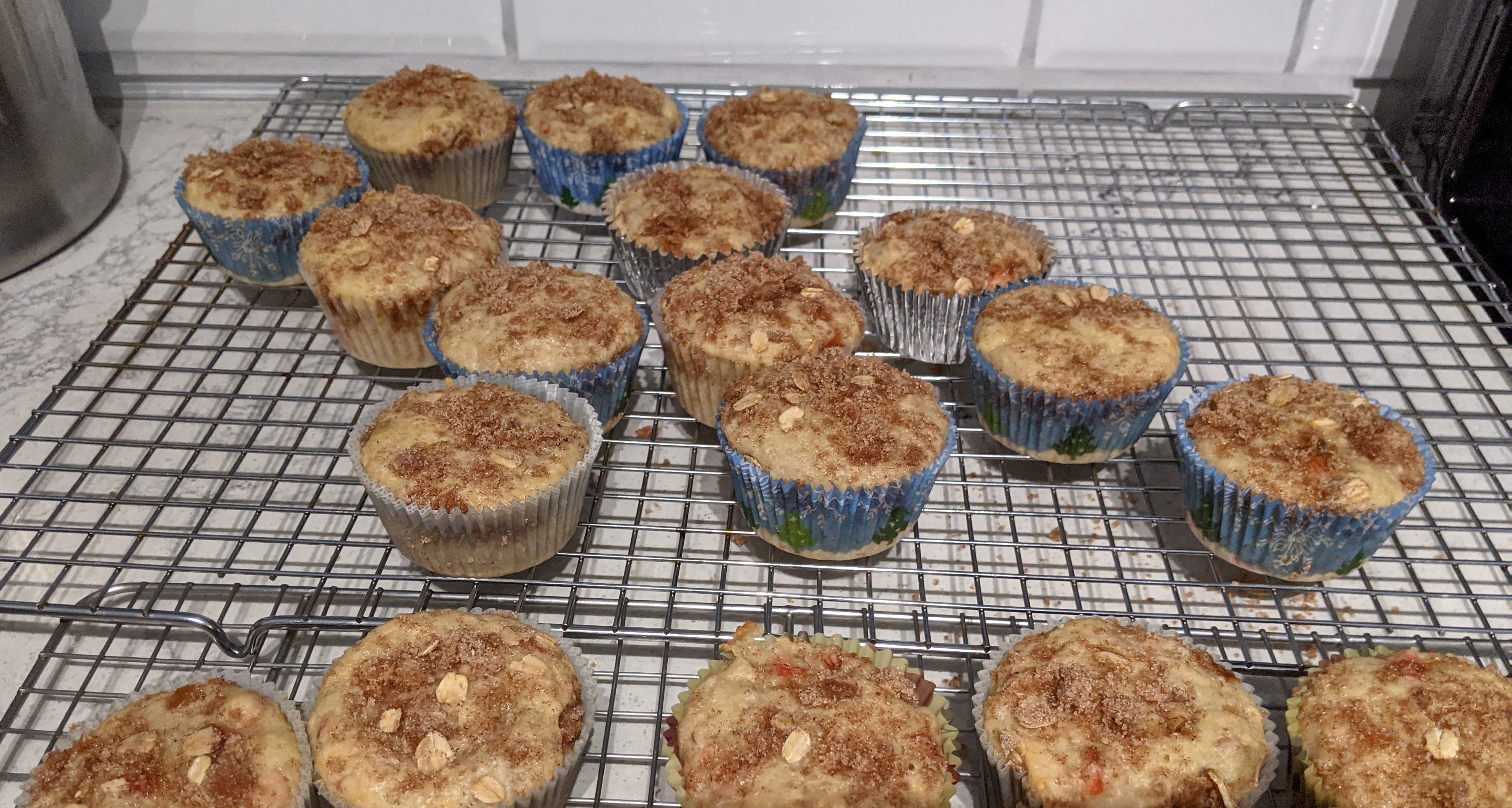 Aunt Norma's Rhubarb Muffins 