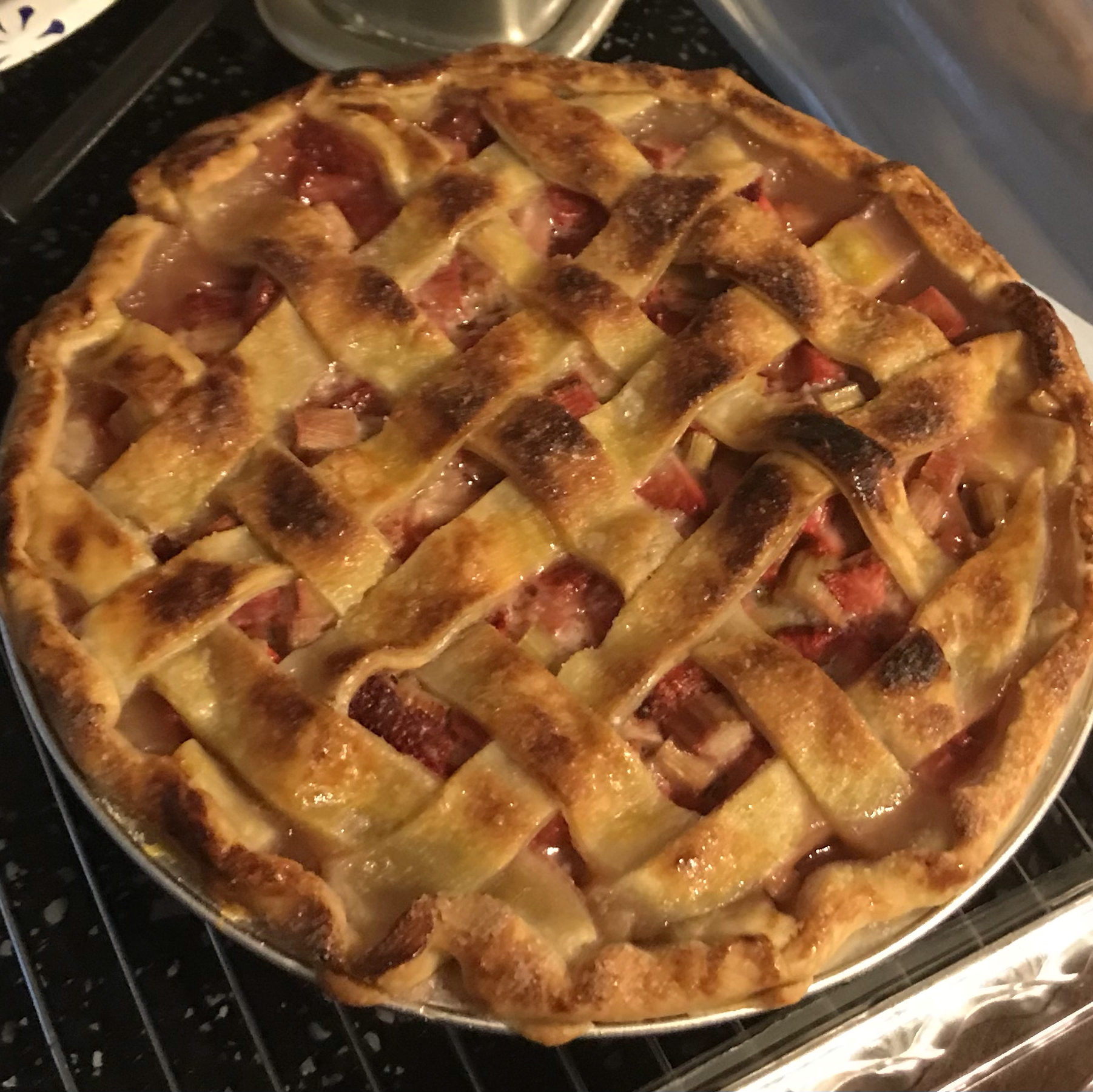 Fresh Rhubarb Pie 