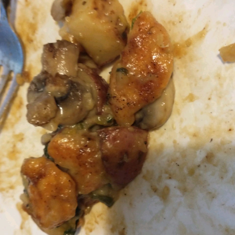 Smothered Chicken with Spinach, Potatoes, and Mushrooms 