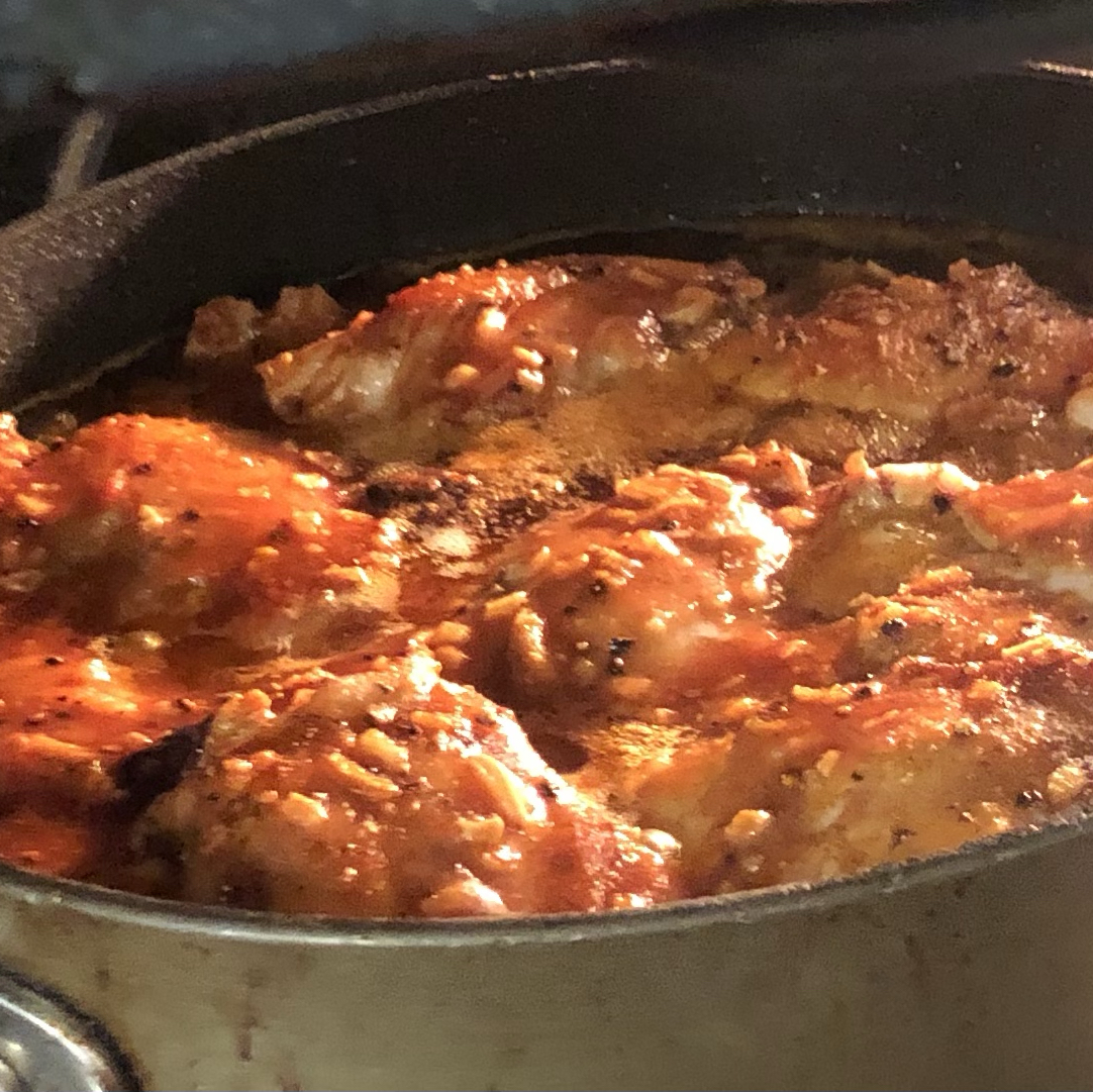 Yummy Baked Chicken Thighs in Tangy Sauce 
