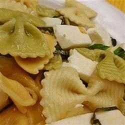 Pasta with Basil naples34102