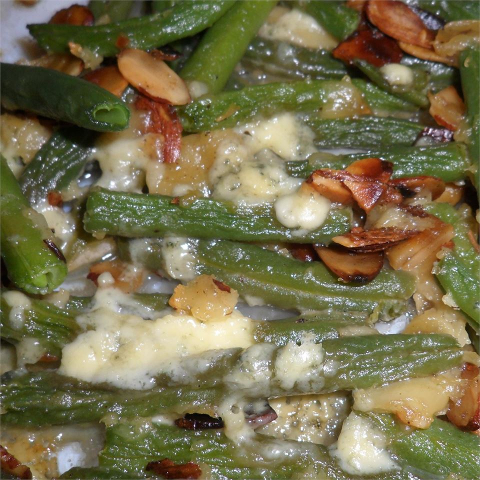 Green Bean Almondine with Garlic and Blue Cheese 