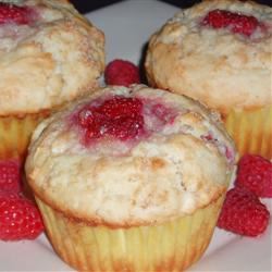 Raspberry Cream Muffins 