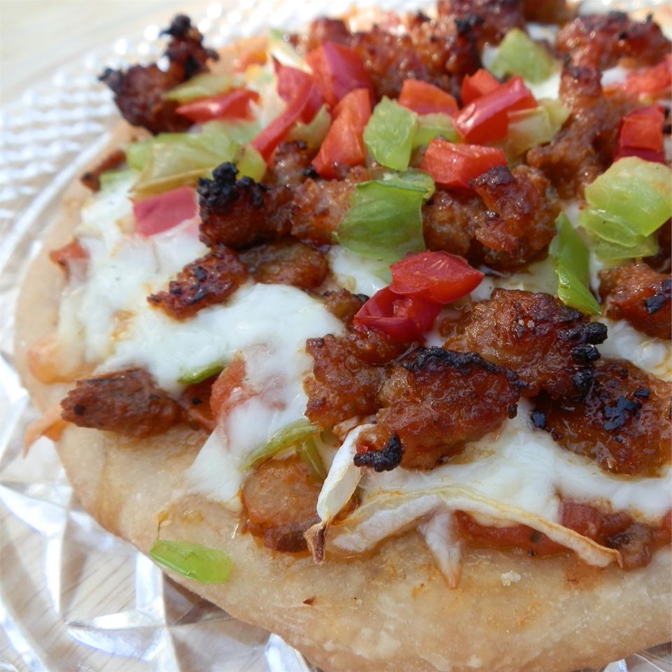 Easy Sausage Pizza by Johnsonville® Cindy Capps Lepp