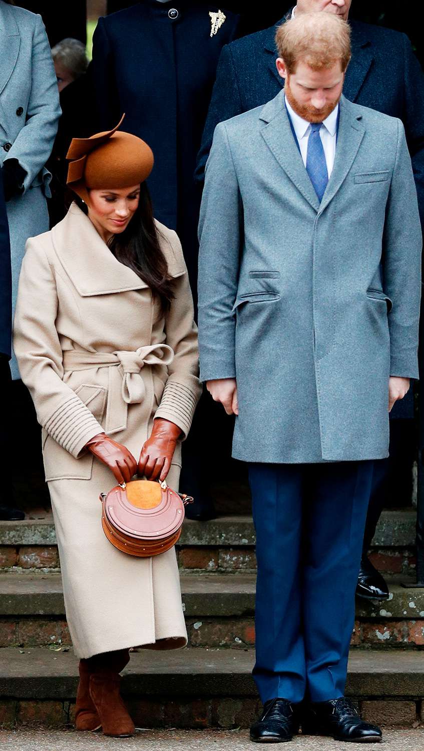  Meghan and Harry pay their rеspects to the Queen 