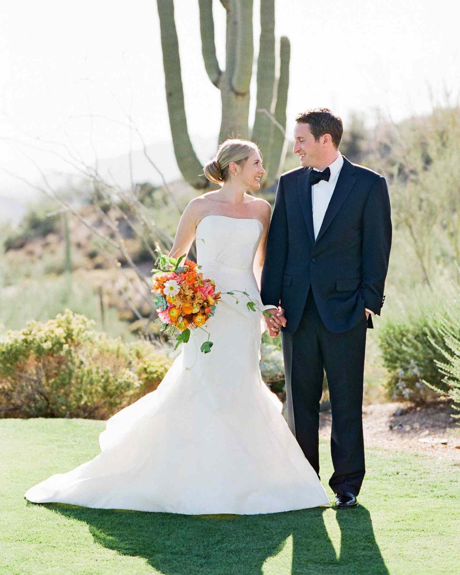 Hollow industrialisere Syd A Colorful Desert Wedding in Scottsdale | Martha Stewart