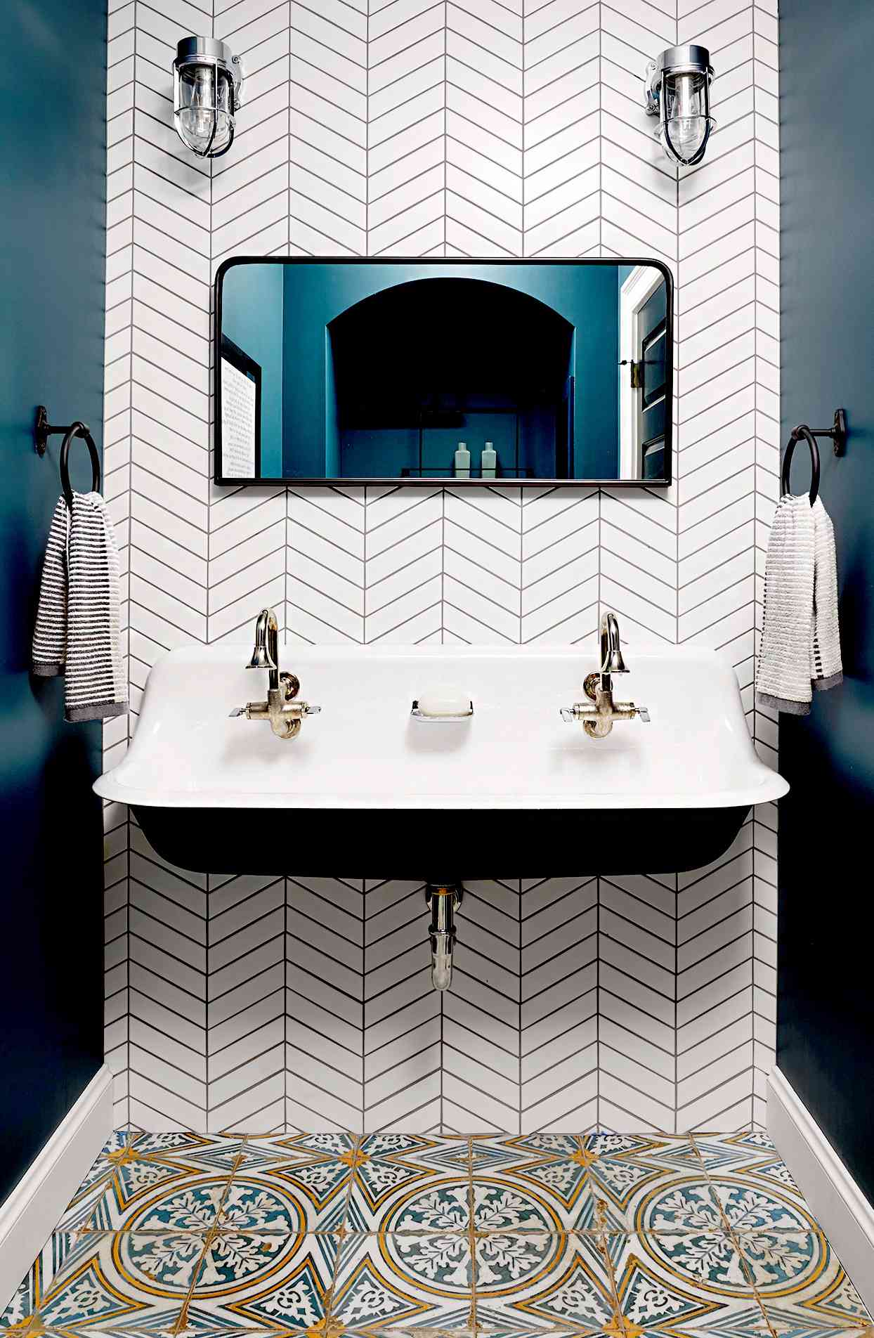 Double sink with geometric wallpaper