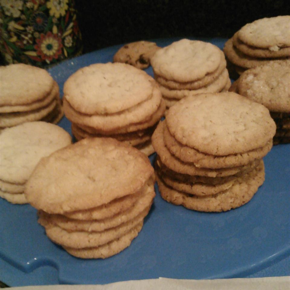 Aunt Gail's Oatmeal Lace Cookies Nancy Olive Andtheroaddog
