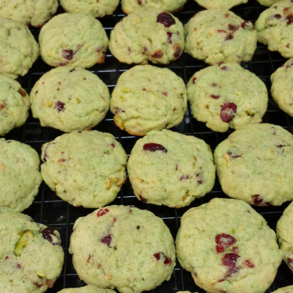 Pistachio Chocolate Chip Cookies Ngan Hayes