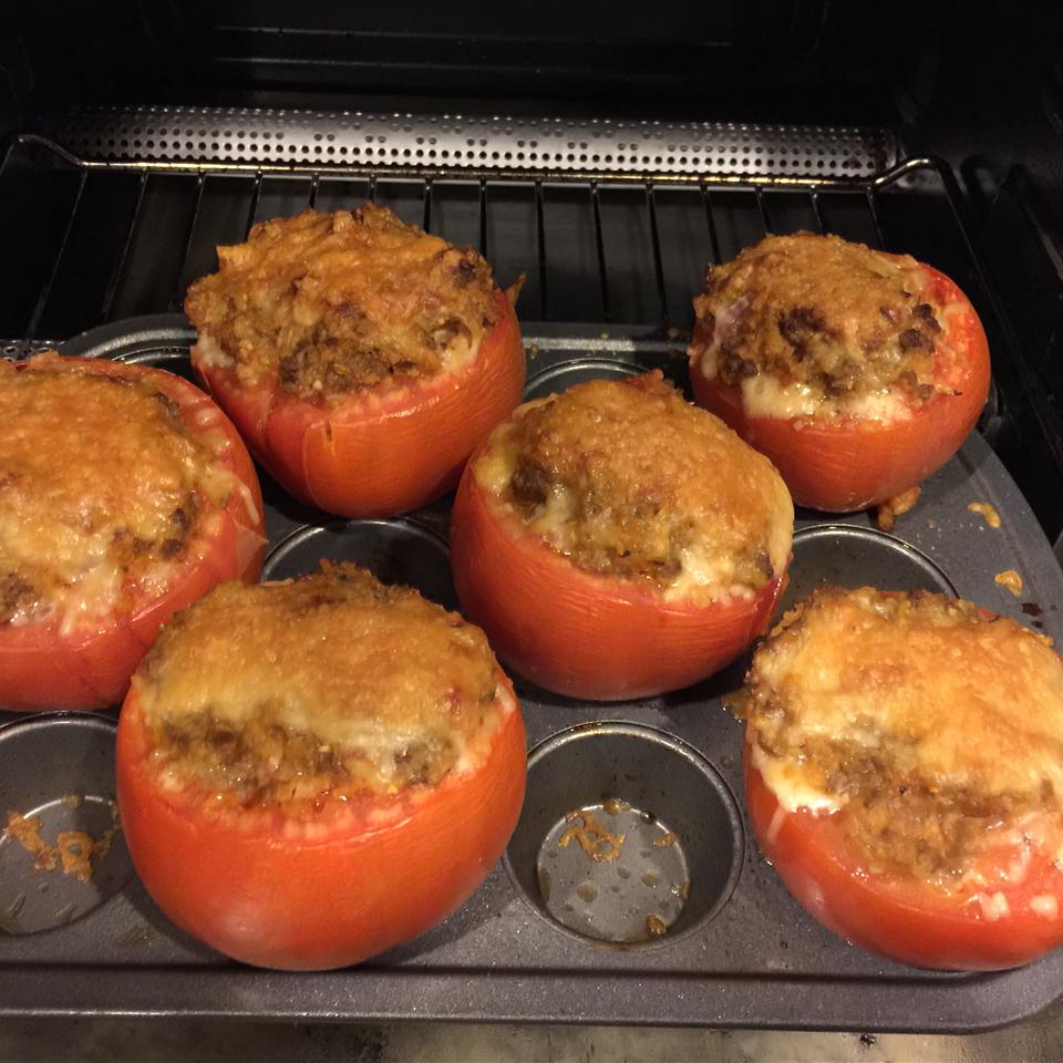 Rice and Beef Stuffed Tomatoes 
