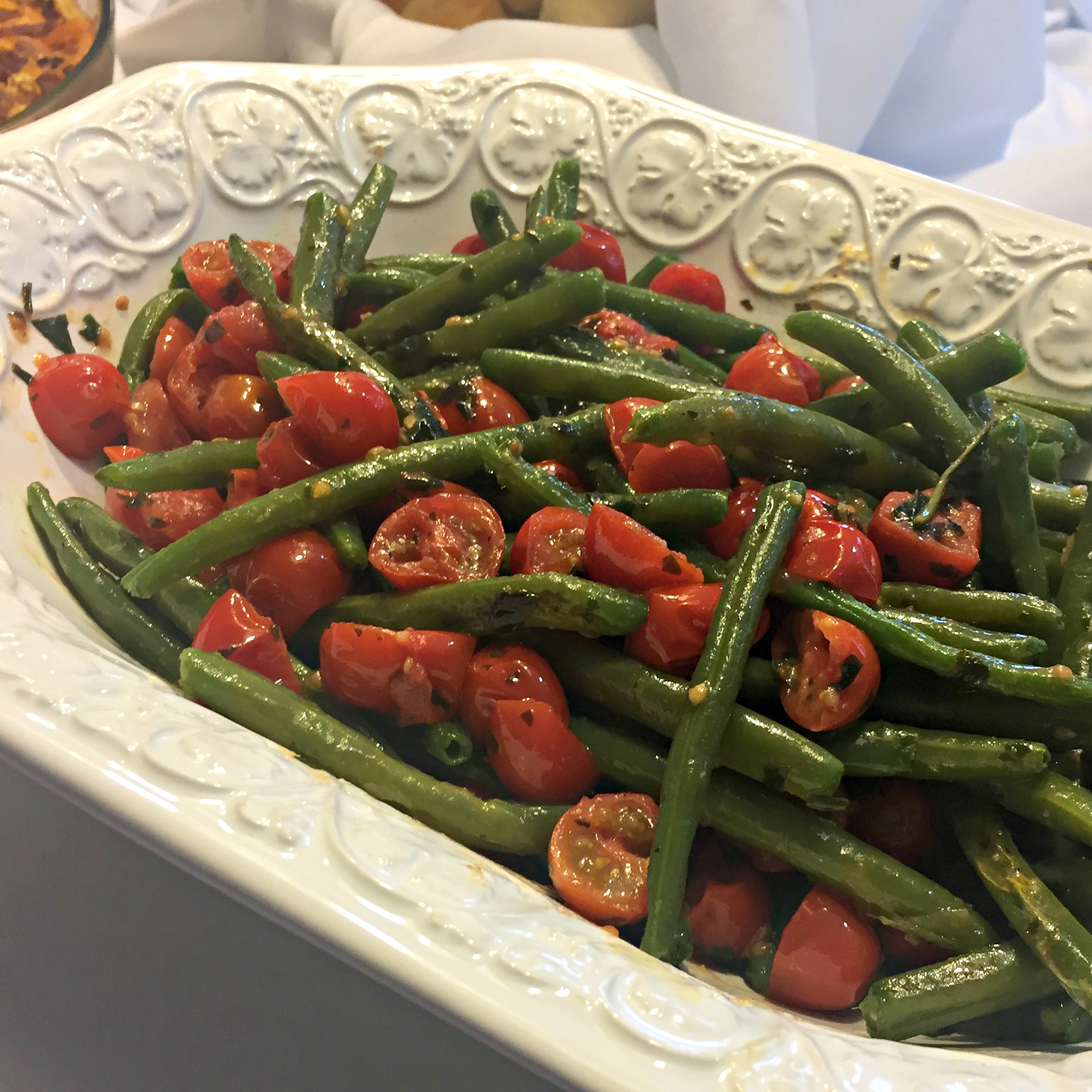 Green Beans with Cherry Tomatoes 