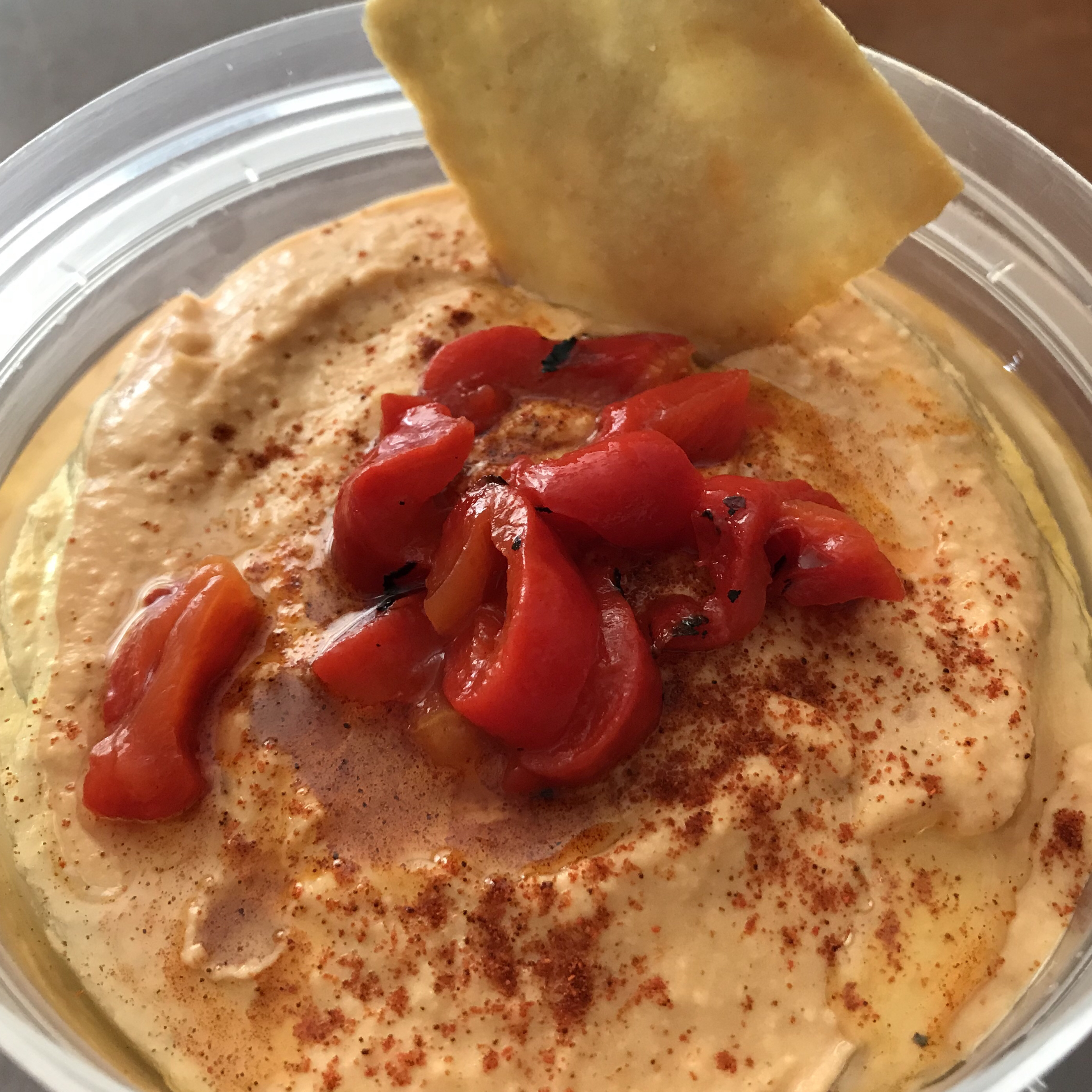 Easy Roasted Red Pepper Hummus 