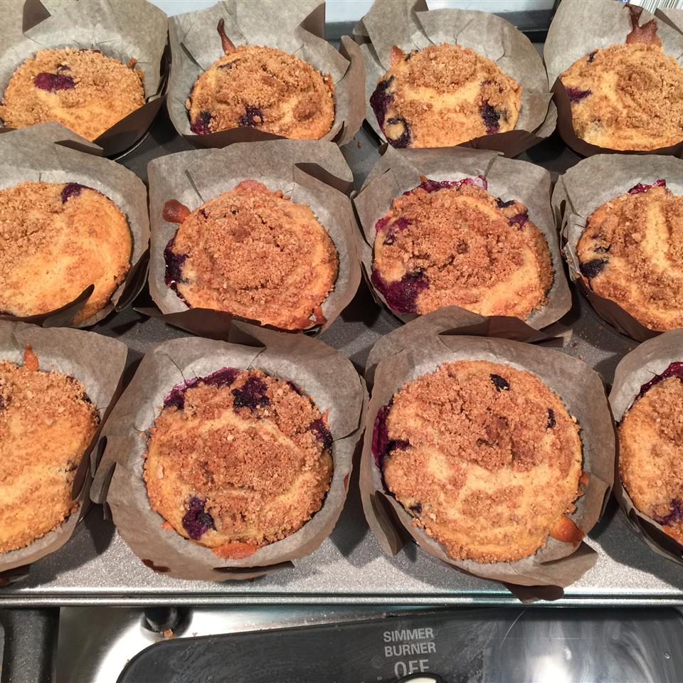 Blueberry Crumb Muffins 