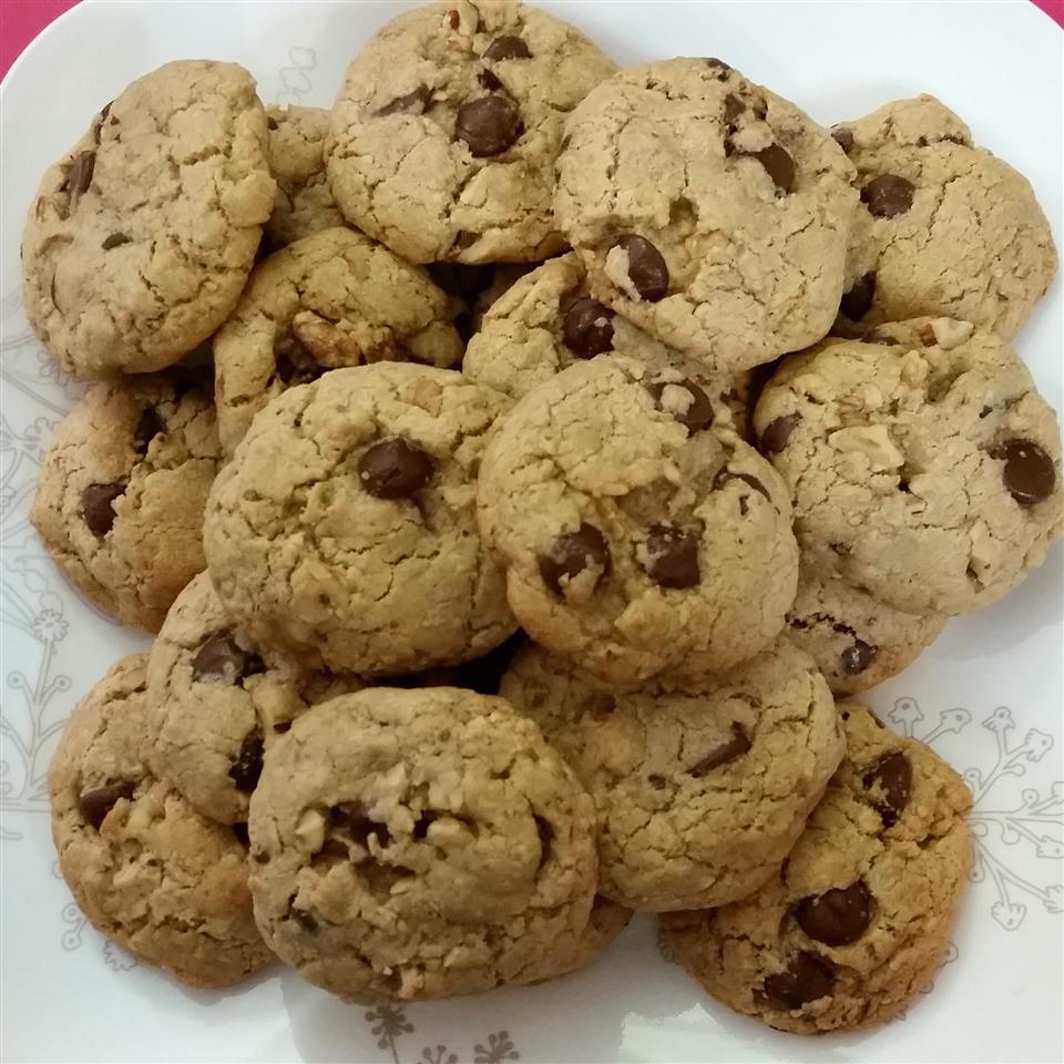 Mrs. Fields Cookie Recipe II *V*