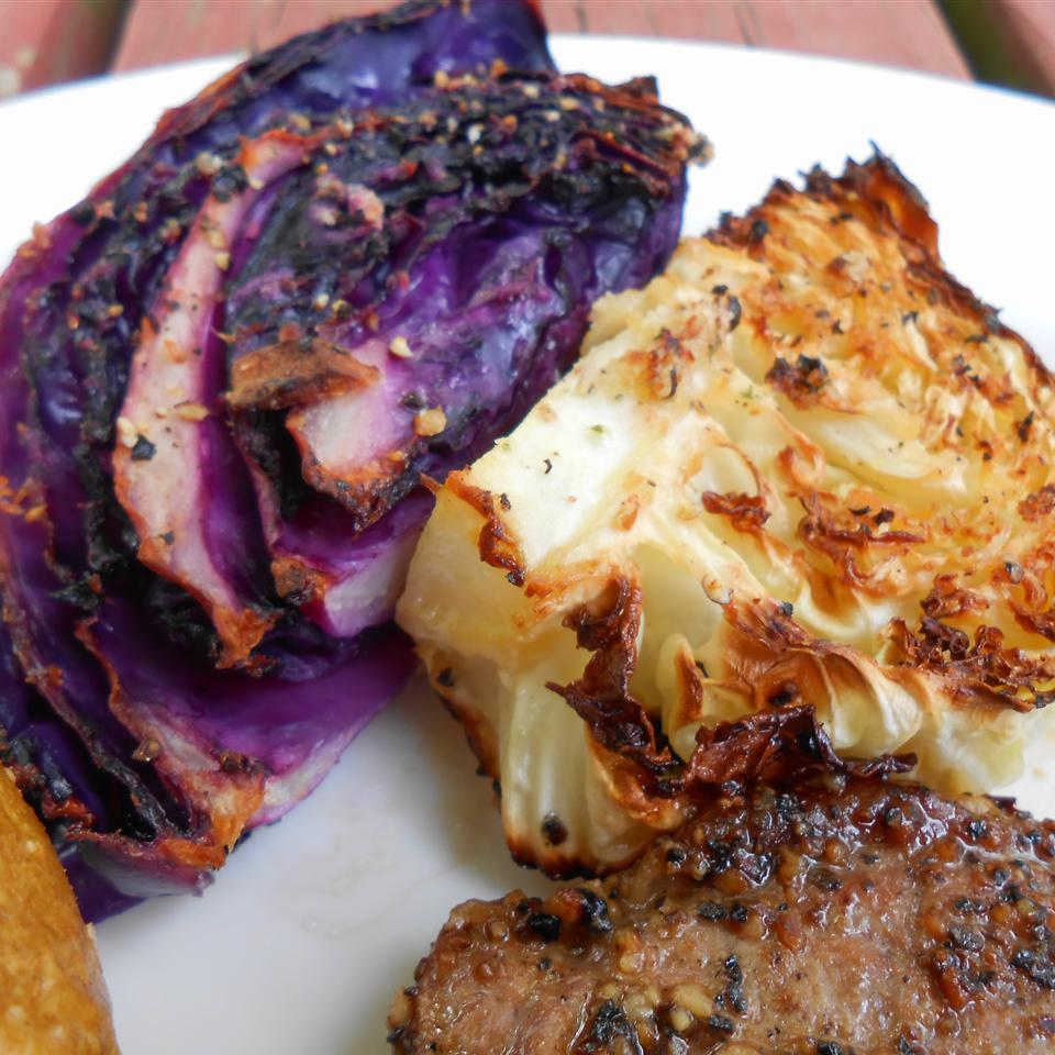 Easy Roasted Cabbage 