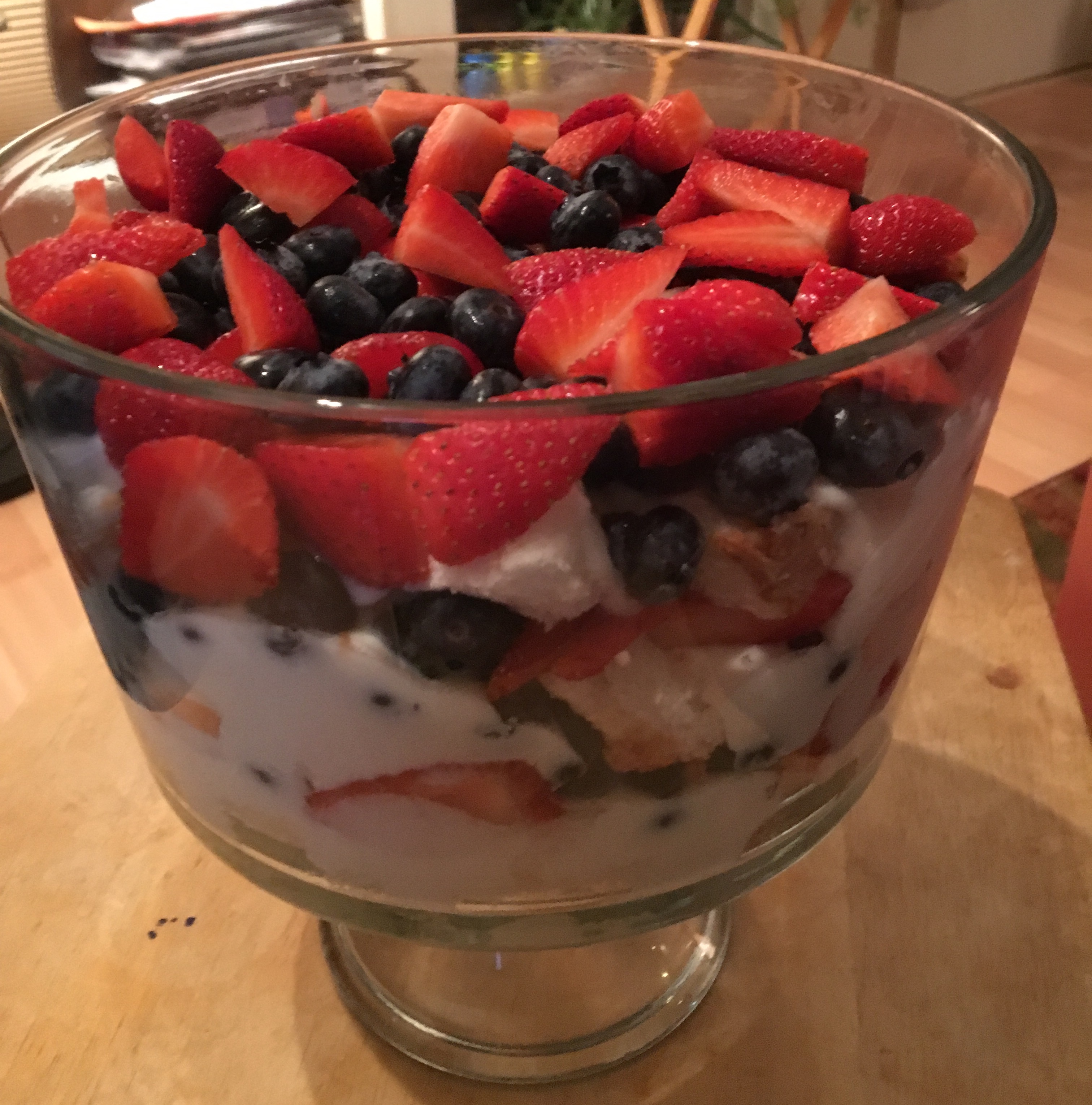 Summer Fruit Trifle 
