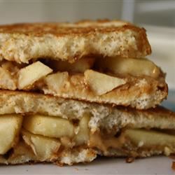 Grilled Peanut Butter Apple Sandwiches littlecook93