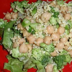 Garlicky Quinoa and Garbanzo Bean Salad 
