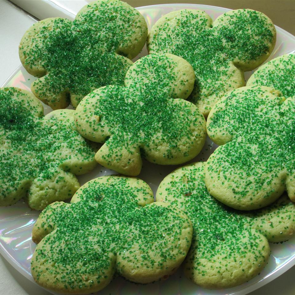 Irish Shamrock Cookies Leanne