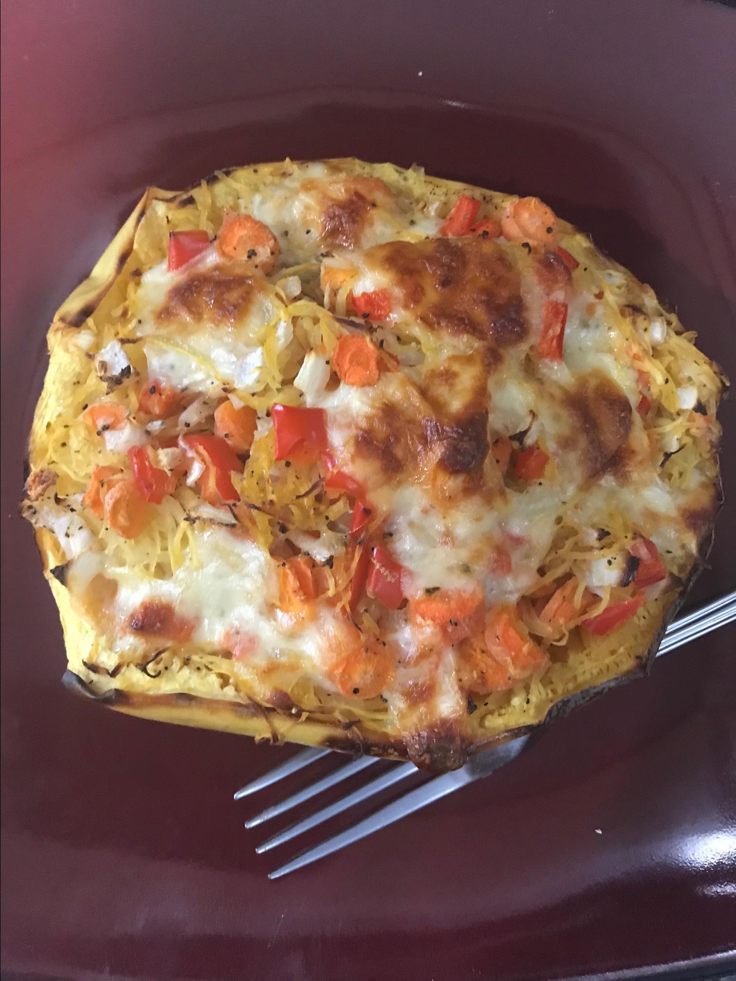 Keto Spaghetti Squash with Bacon and Blue Cheese 