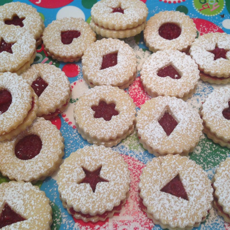 Cranberry Cornmeal Linzer Cookies 