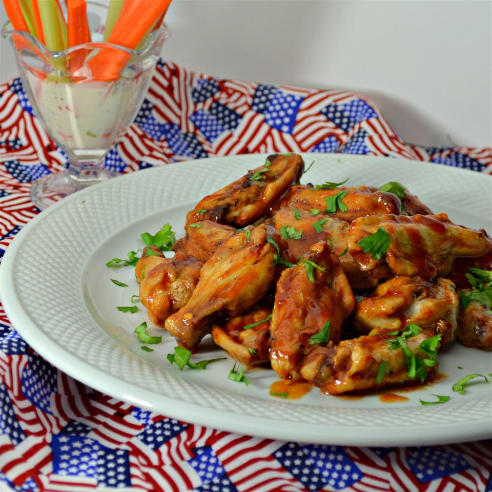 Sweet and Spicy BBQ Chicken Wings 