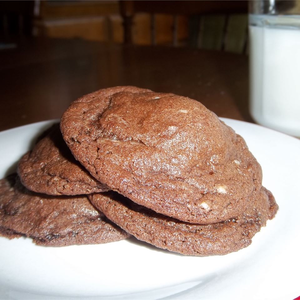 Rolo&reg;-Filled Chocolate Cookies 