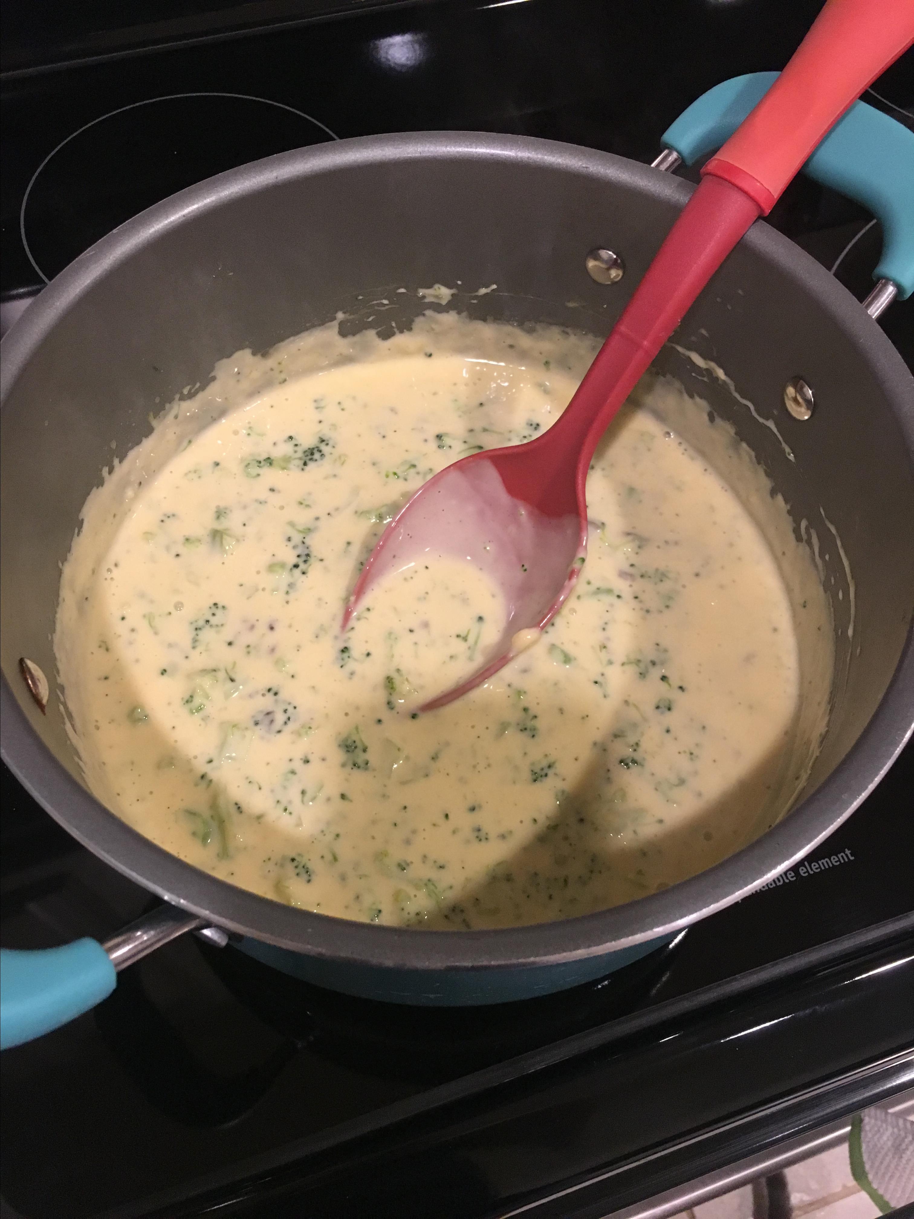 Easy Cheesy Cream of Broccoli Soup Sue