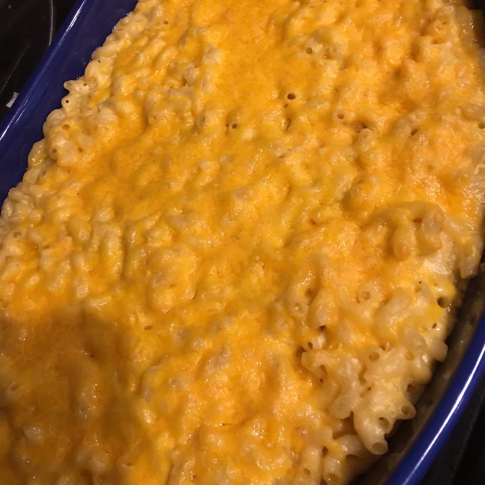 Cheddar-Bacon Mac and Cheese 