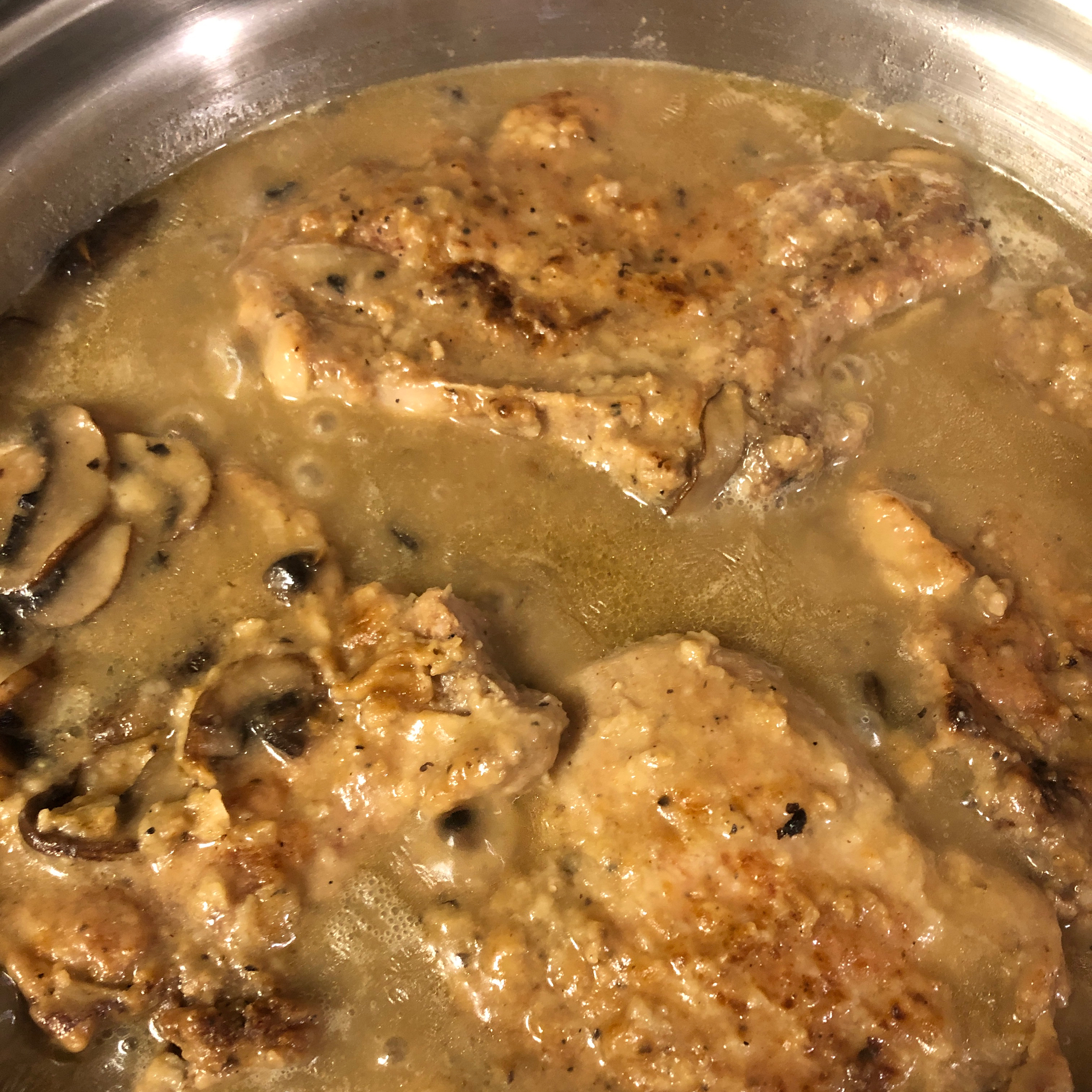 Pork Chops Smothered in Onion Gravy 