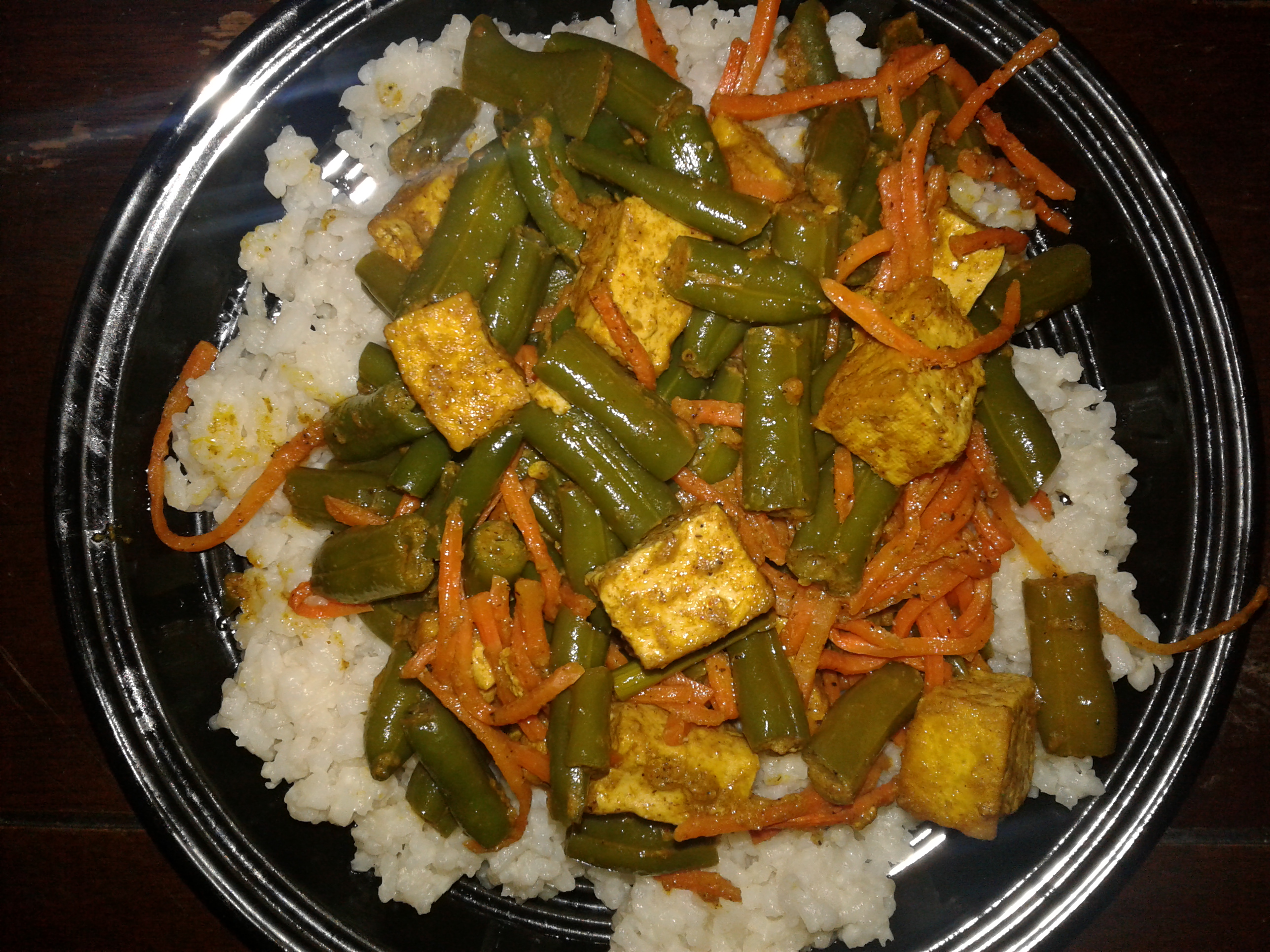Coconut Curried Tofu with Green Beans and Coconut Rice Aria Celiece