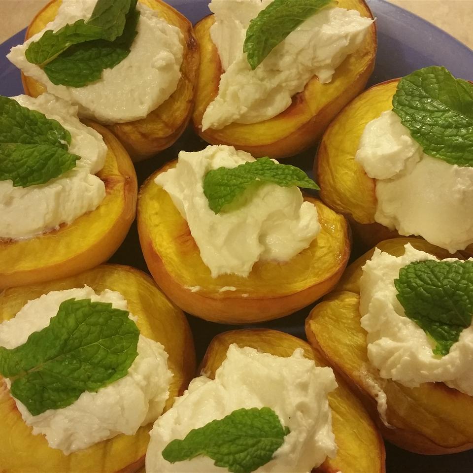 Succulent Grilled Peaches with Honey Chevre 