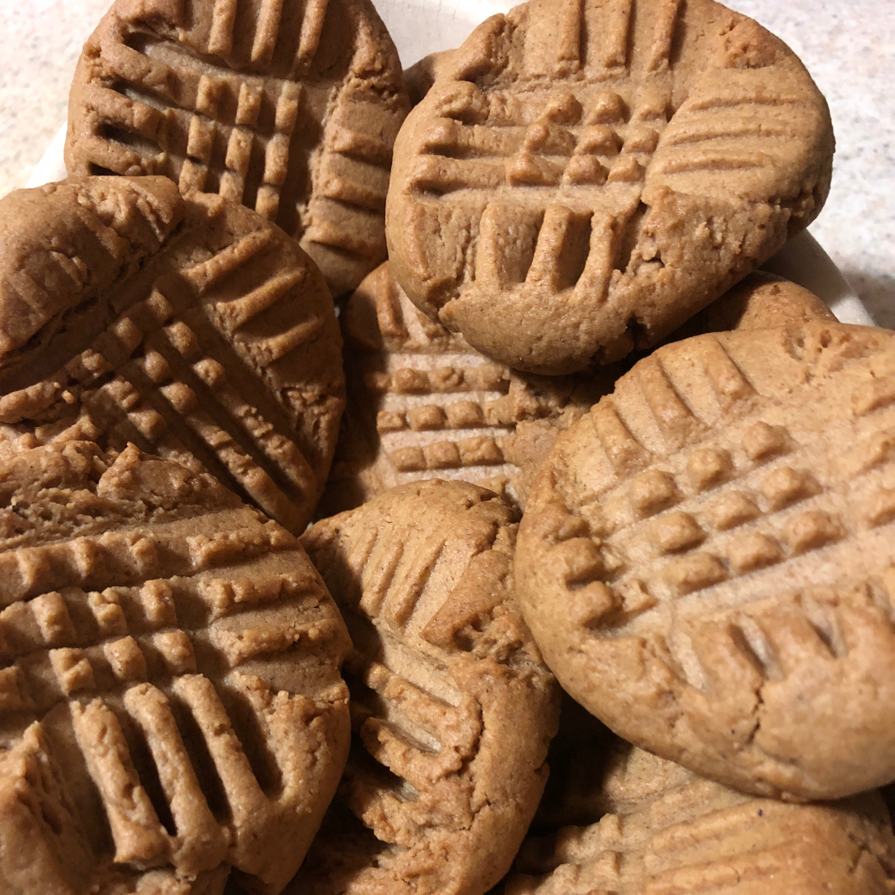 Easy Whole Wheat Peanut Butter Cookies 