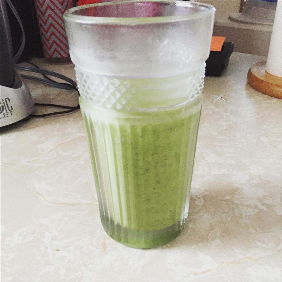 Spinach and Kale Smoothie 