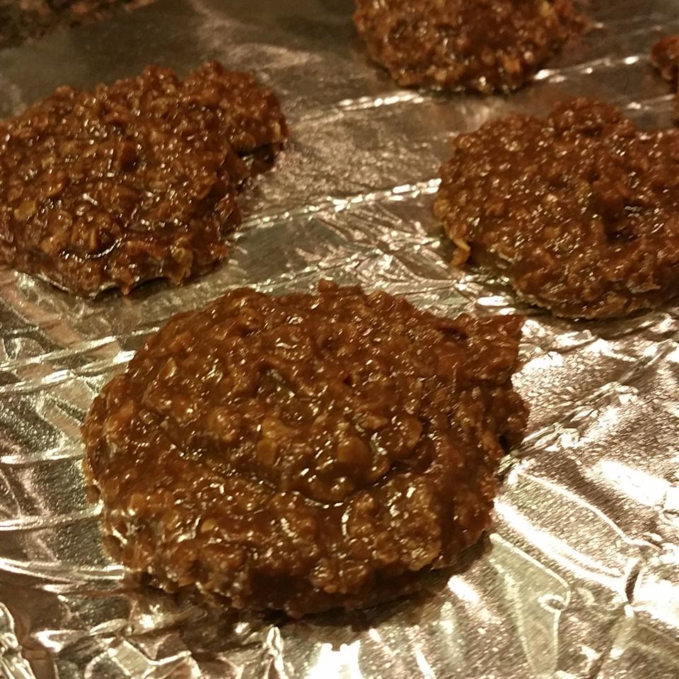 Chocolate - Peanut Butter No Bake Cookies 