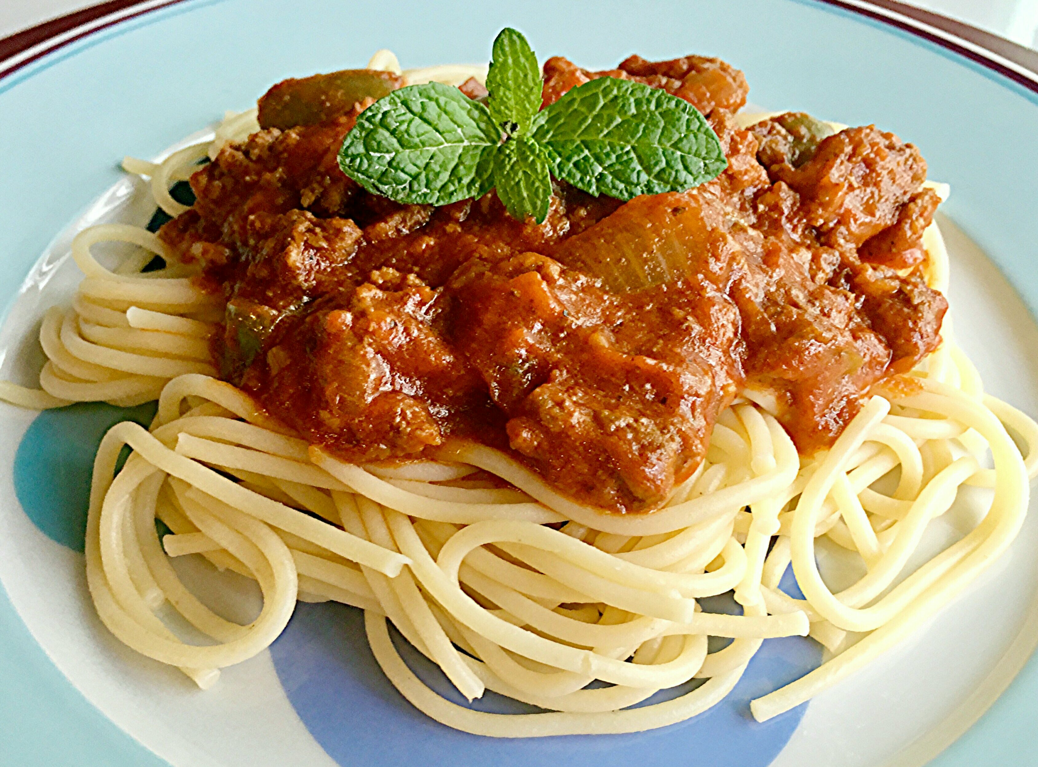 Easy Spaghetti with Tomato Sauce 