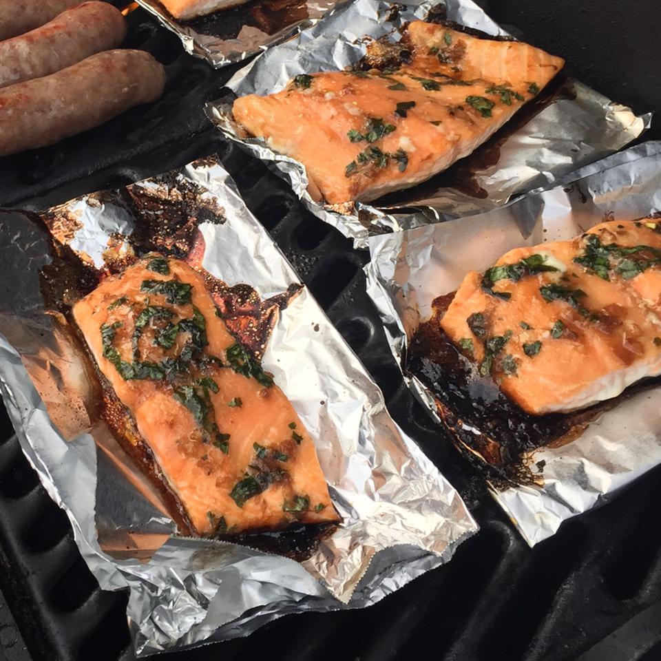Anne's Fabulous Grilled Salmon 