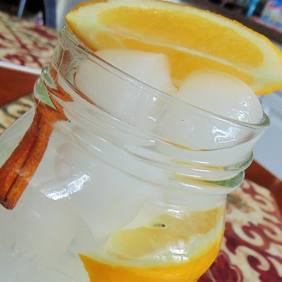 Lemon, Ginger, and Cinnamon Flavored Water 