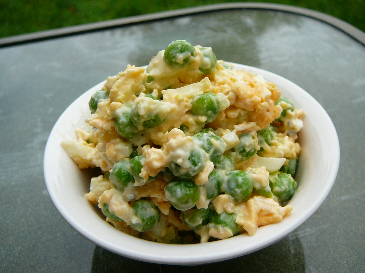 Green Pea Salad With Cheddar Cheese 