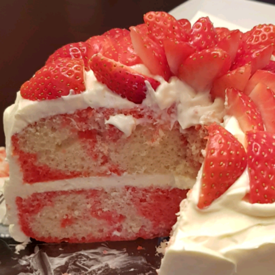 Strawberry Marble Cake 