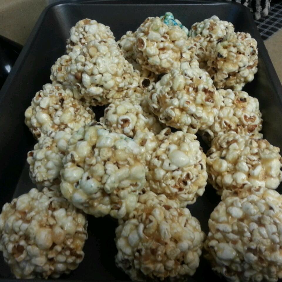 Caramel Popcorn Balls 