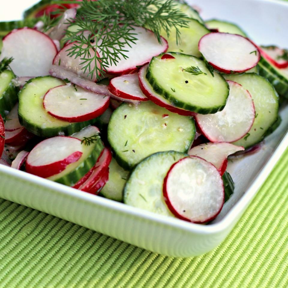 Summer Radish Salad 