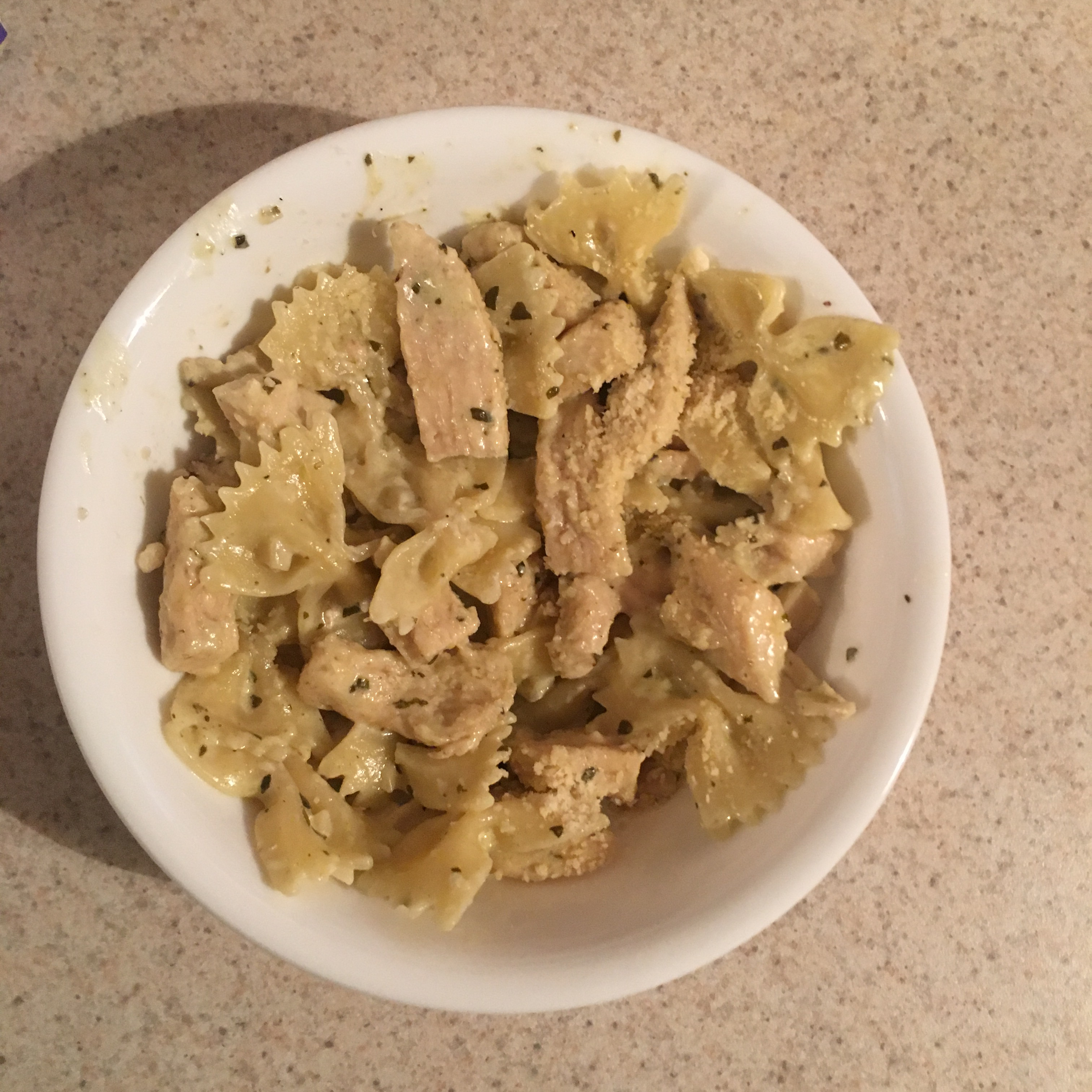 Penne with Chicken and Pesto 