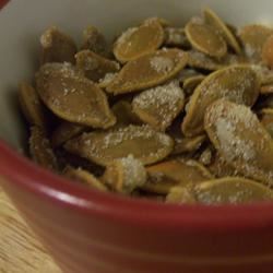 Caramelized Spicy Pumpkin Seeds 